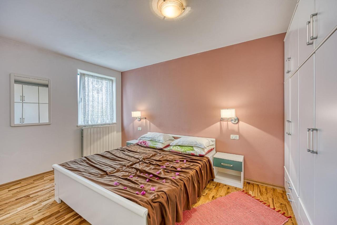 Villa Mare Rovigno Esterno foto