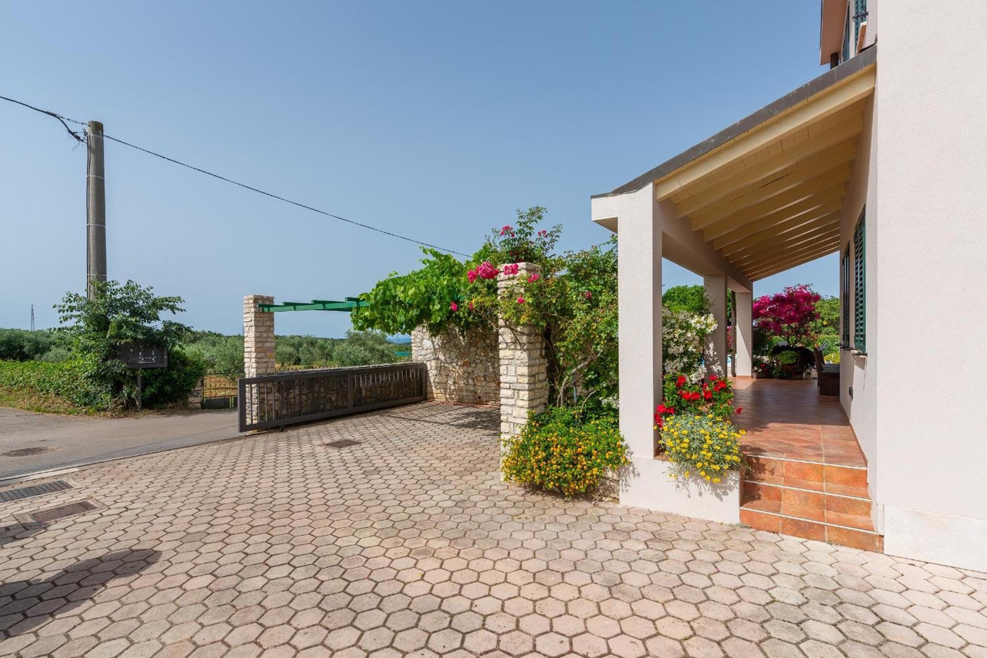 Villa Mare Rovigno Esterno foto