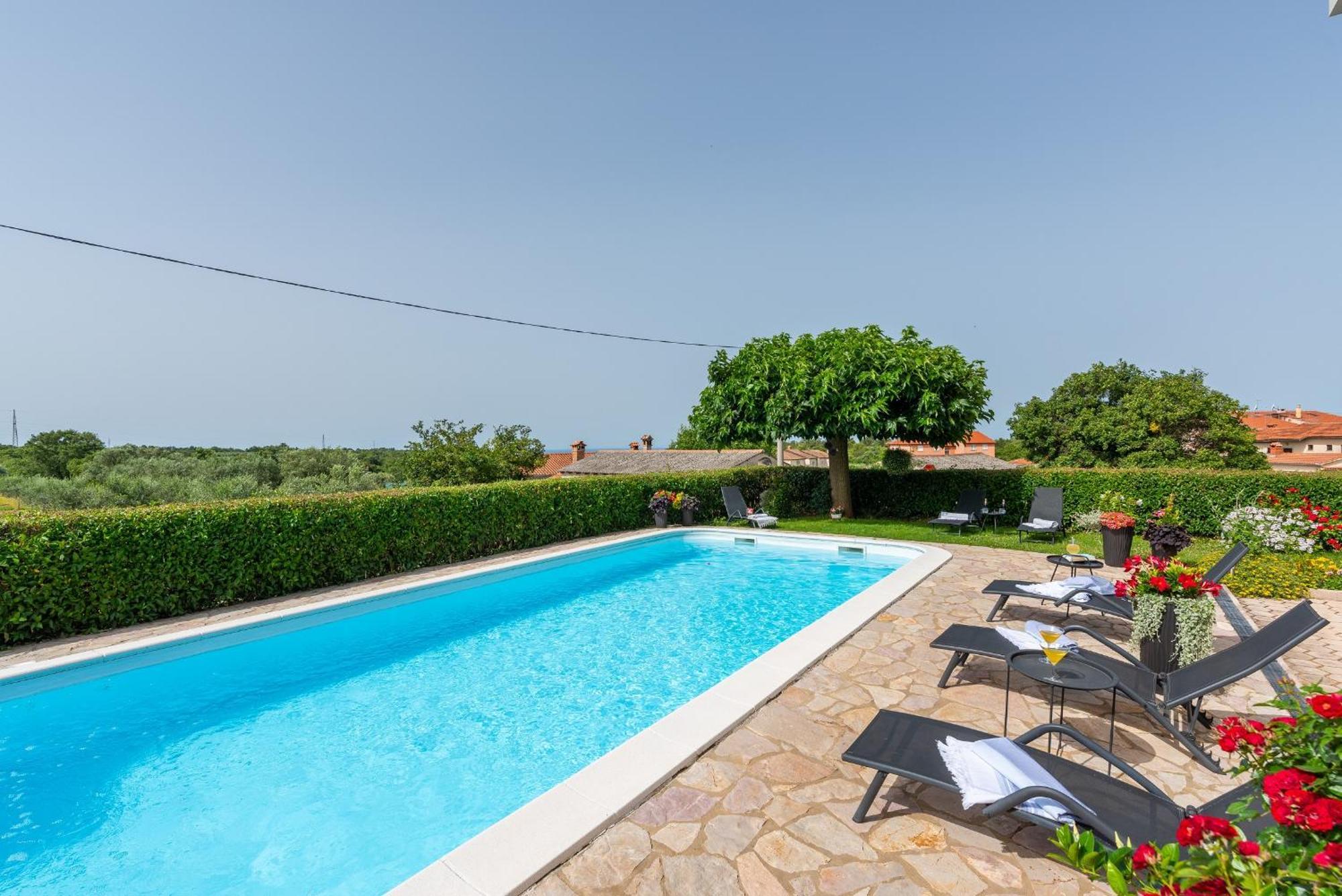Villa Mare Rovigno Esterno foto